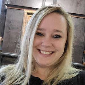 Meet your Posher, Victoria